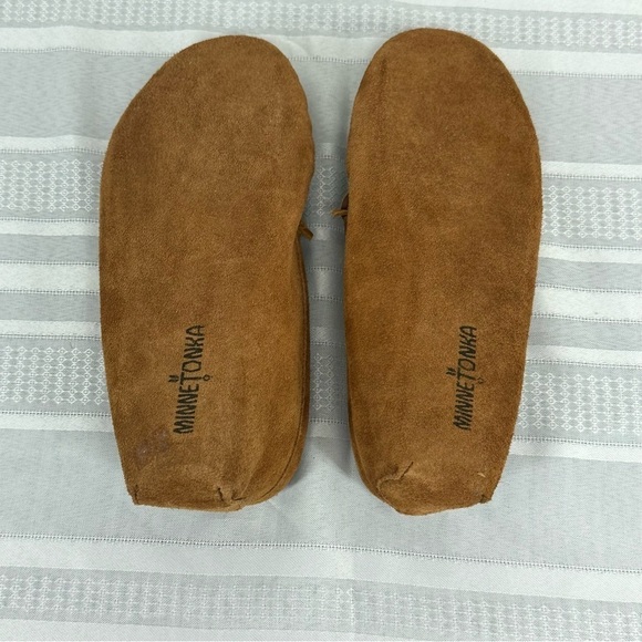 Minnetonka size 8 Rust Brown Suede Faux Sherpa Lined Moccasins - Picture 8 of 9